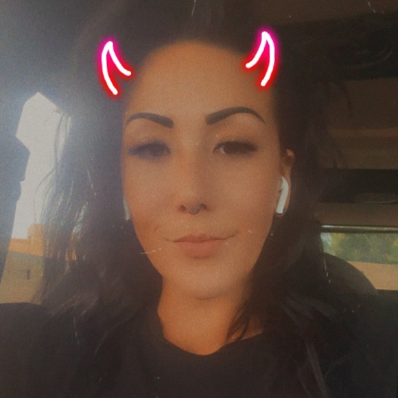 Meet your Posher, Shelby - Picture 1 of 1